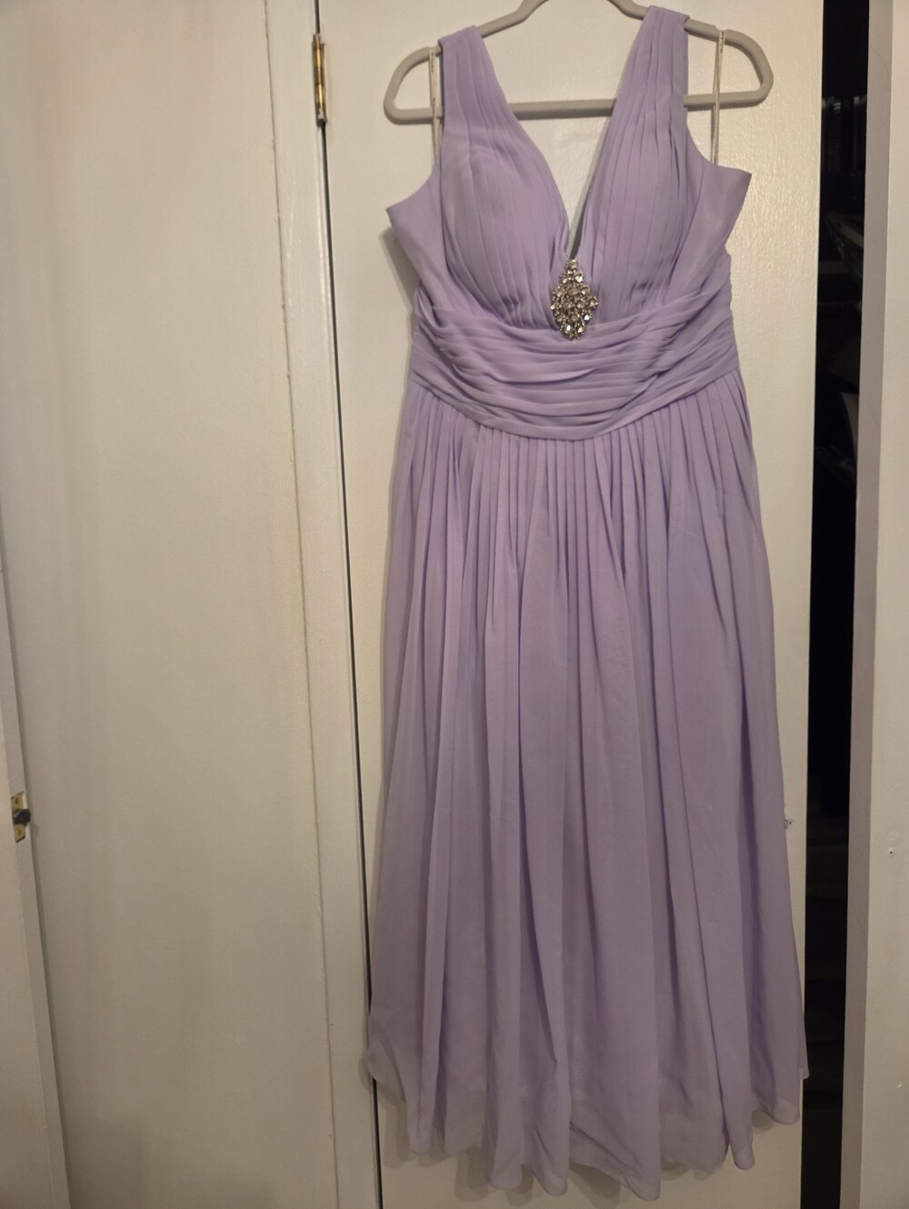 TS COUTURE Lavender Pleated V-Neck Evening Dress with Embellished Waist